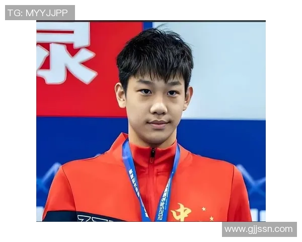 潘展乐全运首战状况一般，冲400自金牌有难度，张展硕放水太显着